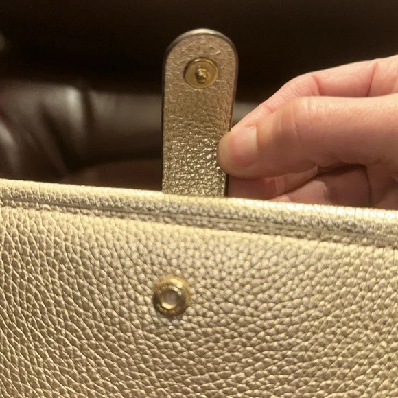 **SOLD** NWOT Coach Gold Leather Slim Snap Bifold Wristlet/Clutch - Picture 8 of 14
